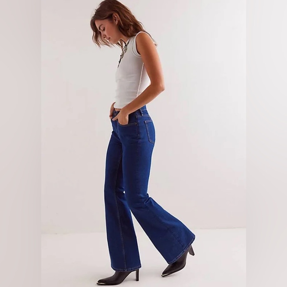 Free people. Flare jean